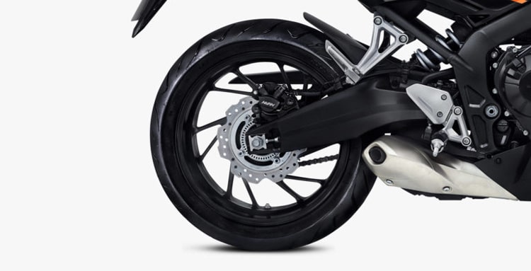 Honda CBR 500R ABS 2020 banh sau